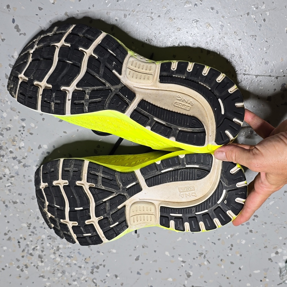 Brooks Ghost 13 Neon Yellow and Black Running Sneakers - Picture 9 of 9